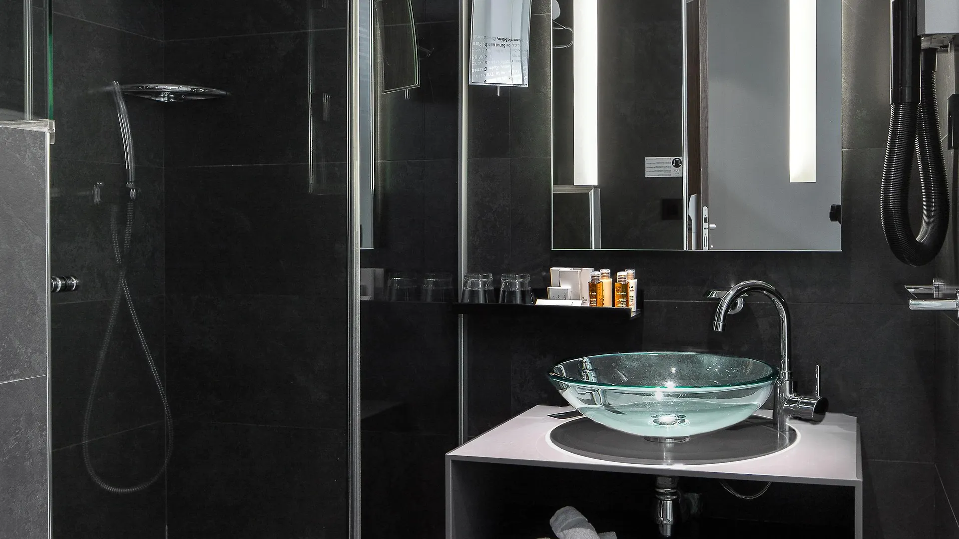 Lyric Hotel Paris Opera Francia